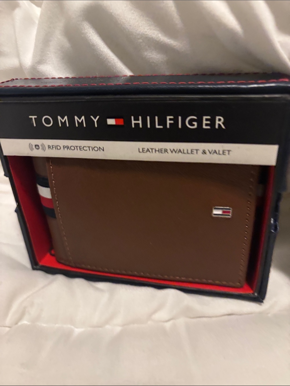 Tommy Hilfiger Brown Leather Men's Wallet with Flag Accent